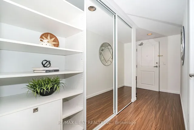 Additional image 25 of 15 Stafford St Unit 305