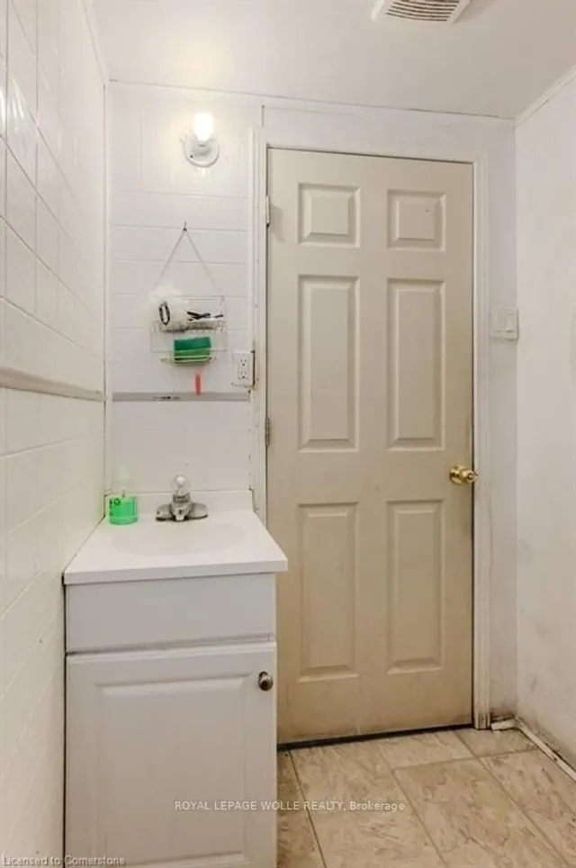 Additional image 24 of 293 Fairway Rd Unit 23