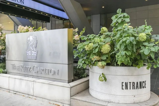 Additional image 37 of 183 Wellington St Unit 3802