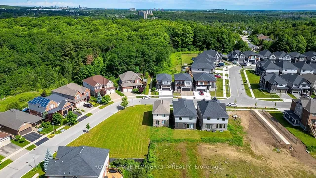 Additional image 34 of 52 Monarch Woods Dr