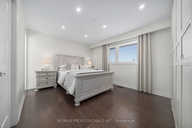 Additional image 22 of 182 Gracefield Ave