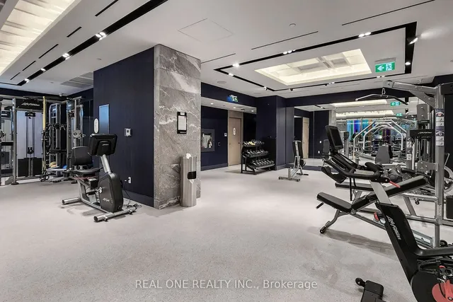 Additional image 32 of 118 Merchants' Wharf Unit 320