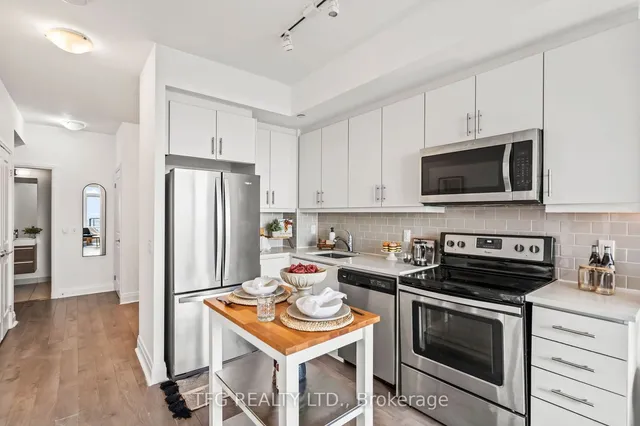 Additional image 3 of 17 Zorra St Unit 2108