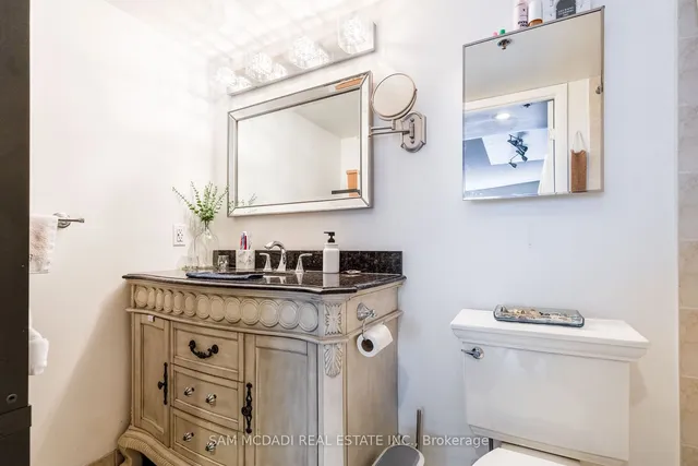 Additional image 14 of 210 Victoria St Unit 611