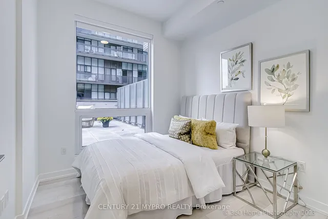 Additional image 7 of 39 Roehampton Ave Unit 505