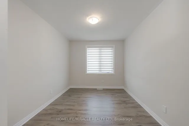 Additional image 25 of 70 Progress Ave