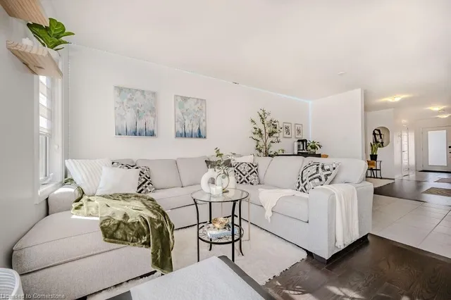 Additional image 17 of 80 Pony Way