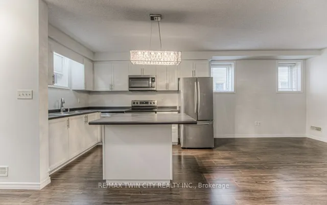 Additional image 10 of 228 Jessica Cres Unit A