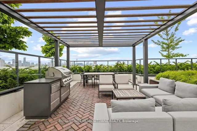 Additional image 26 of 280 Howland Ave Unit 302