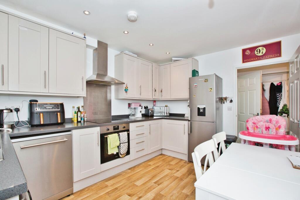 Additional image 4 of Park Gardens, Yeovil, BA20