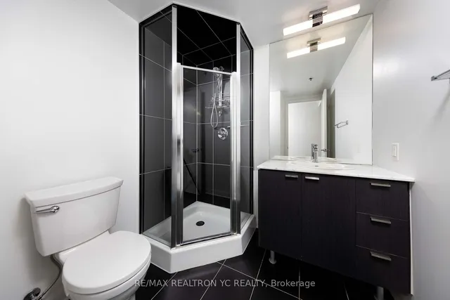 Additional image 2 of 375 King St Unit 1403