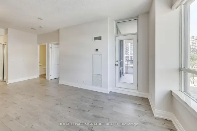 Additional image 12 of 1060 Sheppard Ave Unit 306