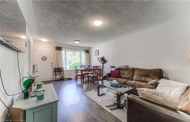 Additional image 6 of 27 Weichel St