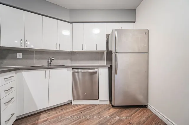 Additional image 7 of 260 Queens Quay Unit 1304