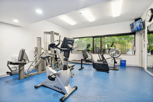 Additional image 22 of 449 Walmer Rd Unit 401