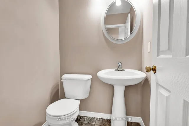 Additional image 12 of 110 Activa Ave Unit E32