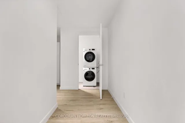 Additional image 16 of 741 King St Unit 202