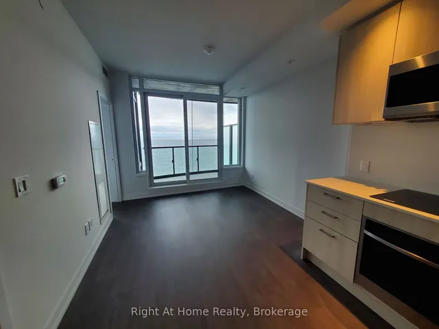 Additional image 10 of 1928 Lake Shore Blvd Unit 2707