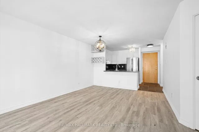 Additional image 9 of 600 Queens Quay Unit 906