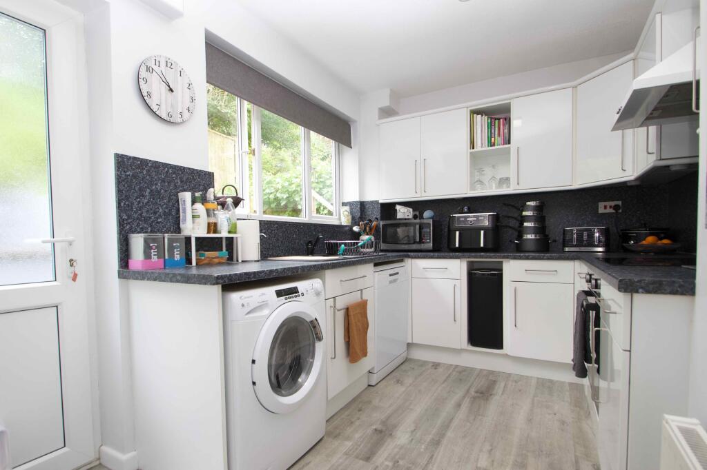 Additional image 5 of Hamlyn Road, Glastonbury, Somerset