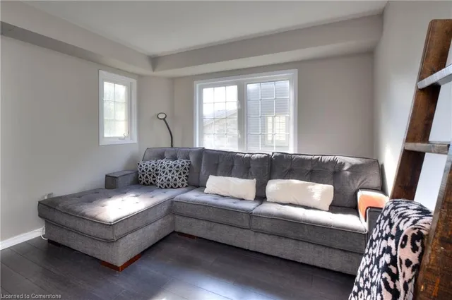 Additional image 11 of 931 Glasgow St Unit 2C