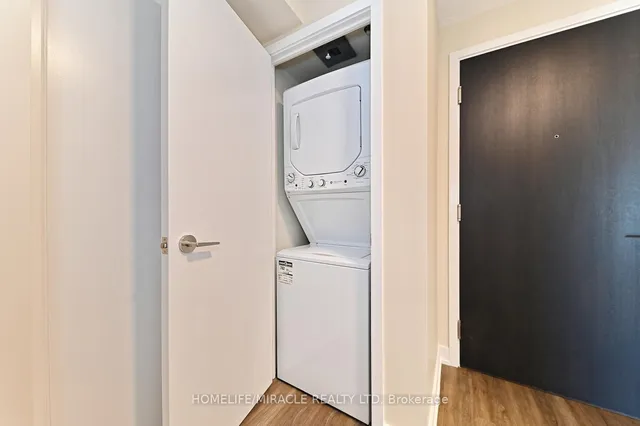 Additional image 27 of 38 Monte Kwinter Crt Unit 1012