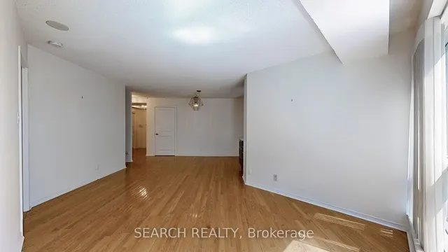 Additional image 16 of 10 Yonge St Unit 413