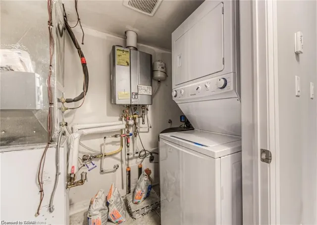 Additional image 8 of 1989 Ottawa St Unit 30G
