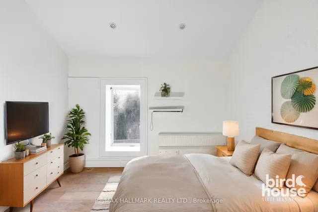 Additional image 36 of 10 Saunders Ave