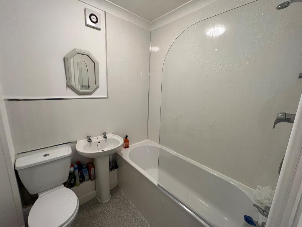 Additional image 4 of Wyndham Street, Yeovil