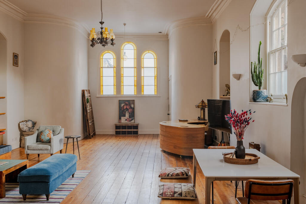 Additional image 3 of The Old School Room, Frome, Somerset