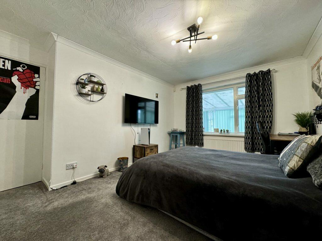 Additional image 8 of Kenmore Drive, Yeovil, Somerset, BA21