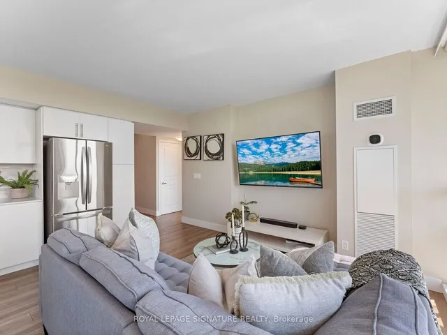 Additional image 10 of 2230 Lake Shore Blvd Unit 1704