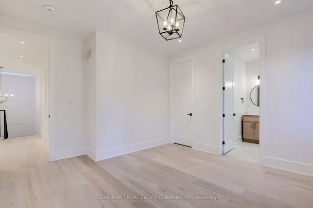 Additional image 29 of 15 Drury Lane