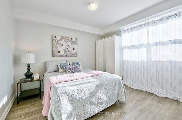 Additional image 11 of 3 Massey Sq Unit 2004