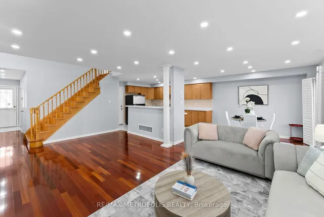 Additional image 8 of 4 Grosbeak Cres