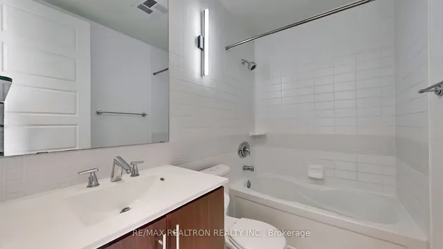 Additional image 31 of 28 Linden St Unit 203