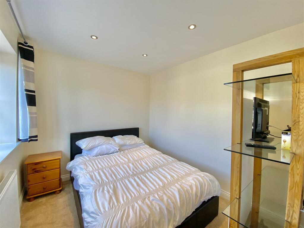 Additional image 14 of Millbatch Close, Meare, Glastonbury