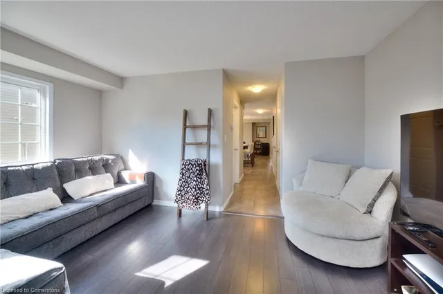 Additional image 13 of 931 Glasgow St Unit 2C