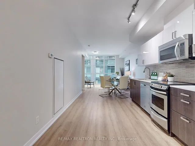 Additional image 14 of 36 Howard Park Ave Unit 302