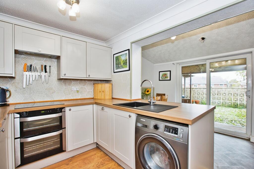 Additional image 6 of Gainsborough Way, Yeovil