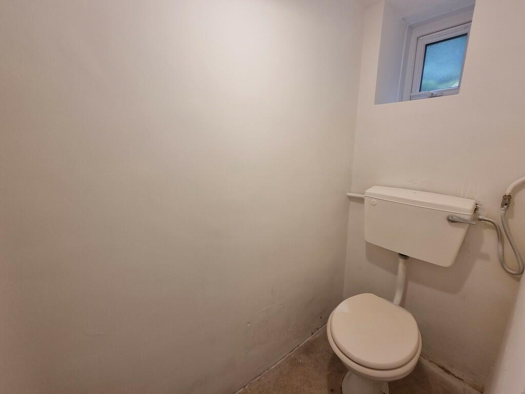 Additional image 4 of North Row, Warminster