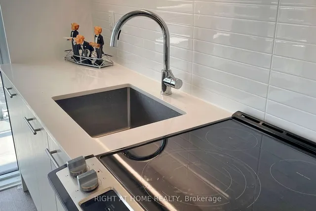 Additional image 12 of 286 Main St Unit 1012