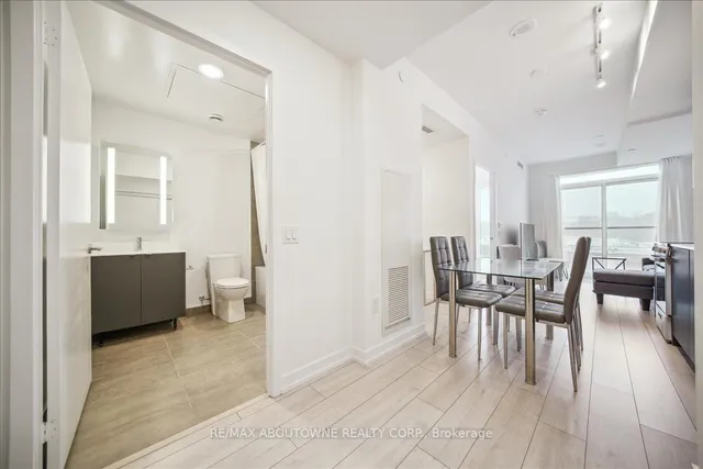 Additional image 8 of 500 Dupont St Unit 610