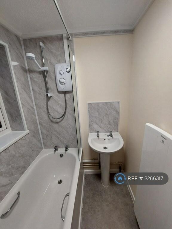 Additional image 4 of Hillside View, Yeovil, BA22