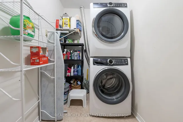 Additional image 31 of 3267 King St Unit PH #7