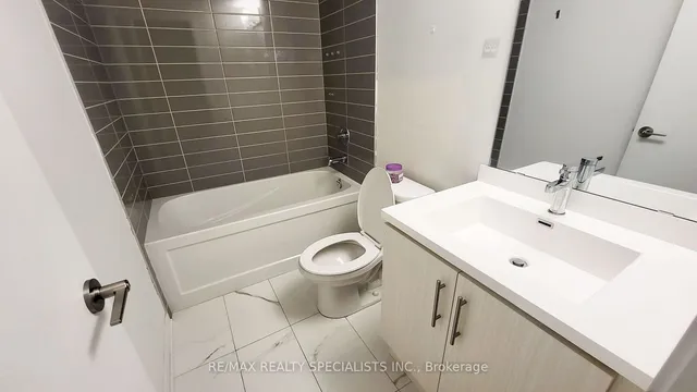 Additional image 17 of 260 Twelfth St Unit 14