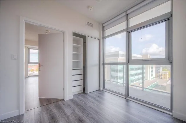 Additional image 21 of 60 Frederick St St Unit 1102