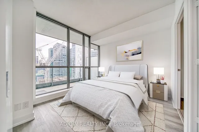 Additional image 11 of 8 Charlotte St Unit 3303