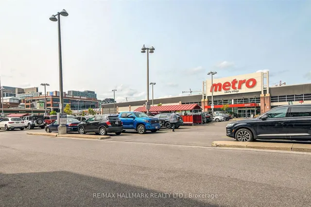 Additional image 40 of 65 East Liberty St Unit 613